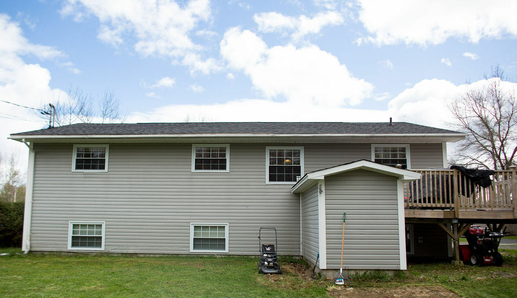 254-Barton-Cres-House-Back